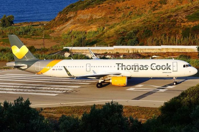 Thomas Cook Bangkrut. Foto: (Facebook) Thomas Cook Bangkrut. Foto: (Facebook)