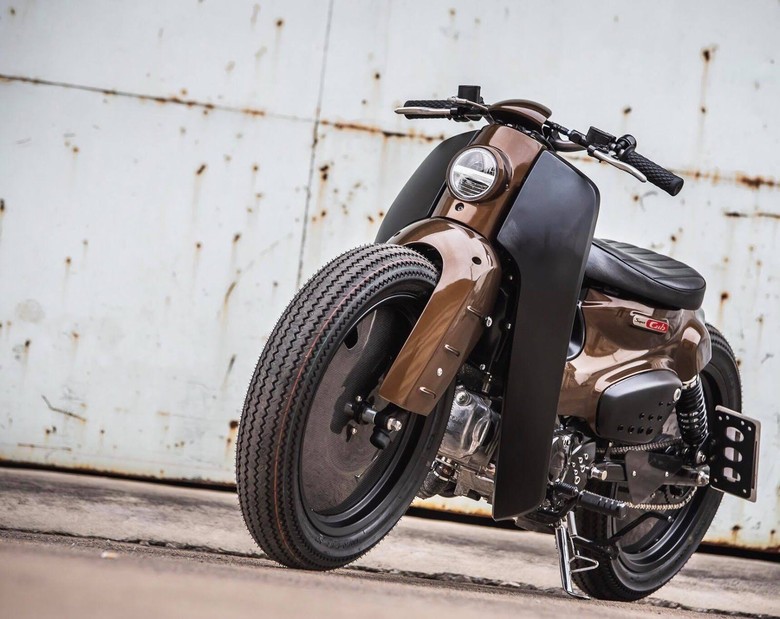 Honda Super Cub Bergaya Cafe Racer Keren Abis