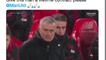 Haters MU malah berharap Mourinho dikasih kontrak seumur hidup. Foto: istimewa