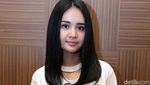 Senyuman Manis Michelle Ziudith