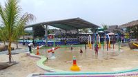 Main air bareng anak-anak (Wahyu/detikTravel)