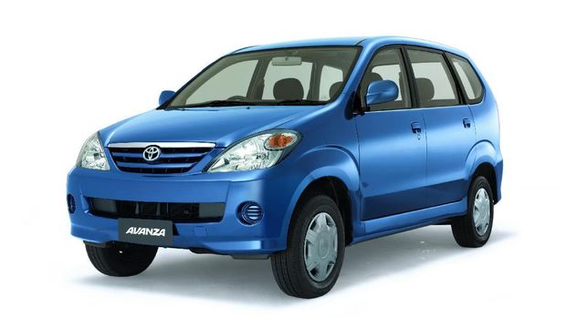 Avanza Generasi pertama tahun 2004
