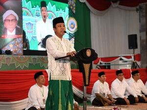 Di Pesantren, Rommy: Saya Minta Jadilah Mujahid Perangi Hoax
