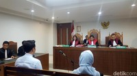 Caleg DPR RI dari PAN yang juga mantan presenter reality show, Mandala Abadi atau Mandala Shoji menjalani sidang vonis di di PN Jakarta Pusat, Selasa (18/12/18).