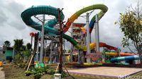 Seru Abis! Meluncur 60 Km per Jam di Waterpark Keren Ini