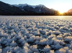 10 Fenomena Alam Menakjubkan Namun Mematikan