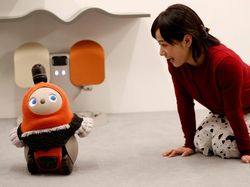 Canggih! Robot Ini Bisa Bikin Pemiliknya Bahagia