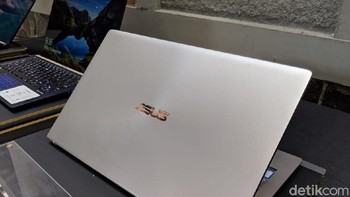 Laptop ini dibuat dengan standar ketahanan militer. Foto: detikINET/Adi Fida Rahman