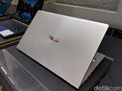 Penampakan Laptop Tipis Asus yang Stylish nan Mumpuni