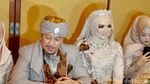 Raut Bahagia Opick dan Bebi Usai Resmi Menikah