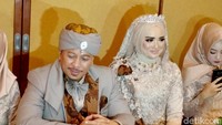 Ia juga mengatakan bahwa dirinya akan berangkat ke Suriah pada 24 Desember nanti, Bebi diajak?