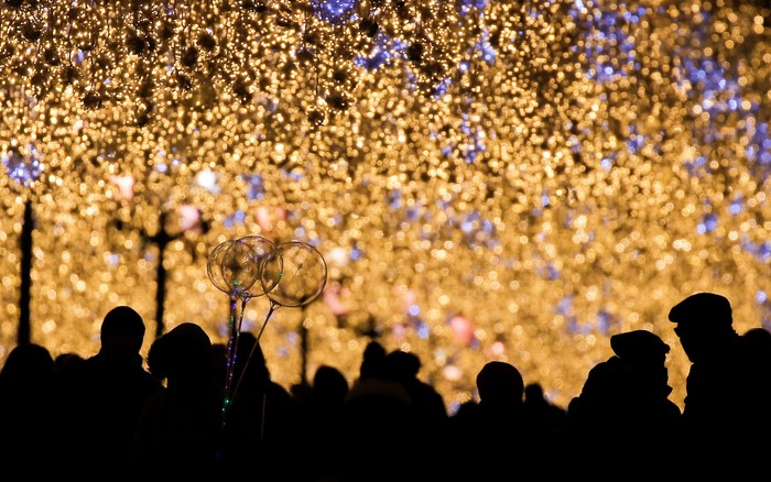 Menjelang pergantian tahun, #terimakasih2018 berkumandang di Twitter. (Foto: REUTERS/Maxim Shemetov) Menjelang pergantian tahun, #terimakasih2018 berkumandang di Twitter. (Foto: REUTERS/Maxim Shemetov)