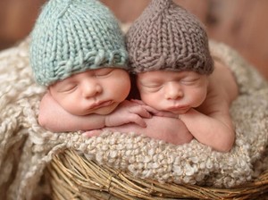 Posisi Seks Terbaik untuk Hamil Anak Kembar