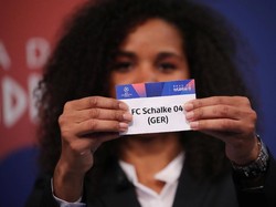Schalke jadi tim pertama yang keluar dari pot. REUTERS/Denis Balibouse.