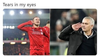 Mungkin ini efek dari Xherdan Shaqiri yang meniru selebrasinya saat Liverpool mengalahkan MU 3-1. Foto: Istimewa