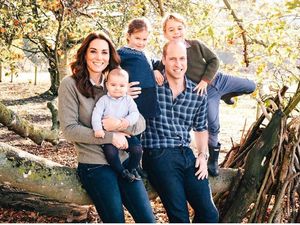 Satu Bukti Pangeran Louis Mirip Banget dengan Pangeran George
