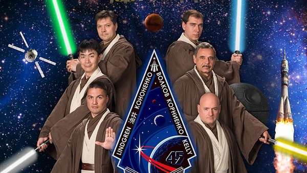 Saat NASA Buat Laporan dengan Poster Film Hollywood Saat NASA Buat Laporan dengan Poster Film Hollywood