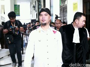 Ahmad Dhani soal Prostitusi Online yang Menjerat Vanessa Angel