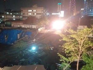 Saksi: Pengendara Berlarian Sebelum Tanah Jalan Gubeng Ambles