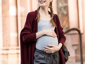Trik Bercinta agar Bunda Bisa Hamil Anak Perempuan