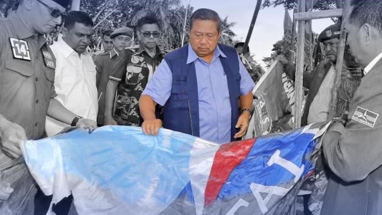 Jaksa Kembalikan Berkas Kasus Perusakan Atribut PD ke Polresta Pekanbaru Jaksa Kembalikan Berkas Kasus Perusakan Atribut PD ke Polresta Pekanbaru