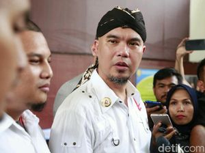 Pesan Cinta Ahmad Dhani untuk Ibunda Lewat Sepucuk Surat