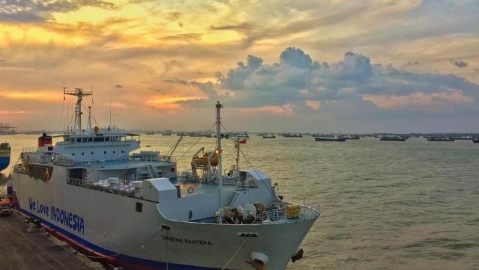 Pelabuhan Surabaya