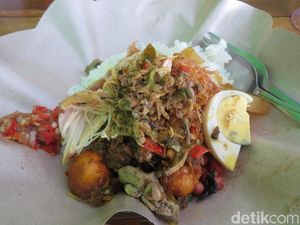 Foto: Ayam Betutu Lezat Ala Warung Enak di Kuta