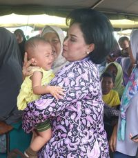 Dharma Pertiwi TNI Peringati Hari Ibu Lewat Baksos