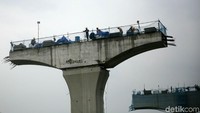 Proyek yang dihentikan mulai dari tol Japek layang hingga LRT Jabodebek.
