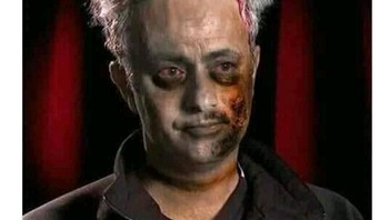 Jose Mourinho baru saja diberhentikan sebagai manajer MU. (Foto: Internet/Twitter)