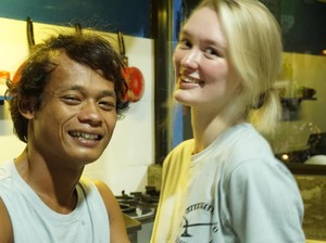 Pria Magelang Nikahi WN Inggris, Ibu Polly Lihat Via Facetime