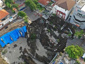 PT NKE Keberatan Tanggung Jawab Sendirian Atas Amblesnya Jalan Gubeng
