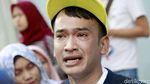 Dear Peneror, Lihat Tangisan Ruben Onsu Ini!