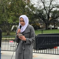 Aydin Anwar, wanita beretnis Ughiur yang kini tinggal di Amerika secara aktif menyuarakan nasib muslim Uighur yang di China. Dari kerja paksa di camp hingga penjara kematian, kehidupan mereka tak banyak terangkat di media. Foto: Dok. Aydin Anwar
