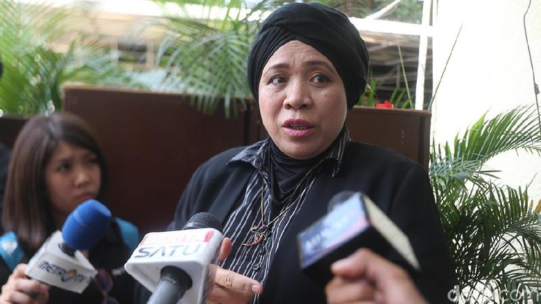 BPN Tuding Ada Bagi Duit di Kampanye Jokowi di Padang, TKN Persilakan Lapor BPN Tuding Ada Bagi Duit di Kampanye Jokowi di Padang, TKN Persilakan Lapor