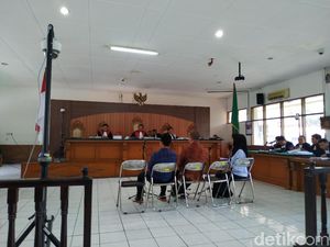Mobil Pemberian Fahmi untuk Wahid Diantarkan Adik Inneke