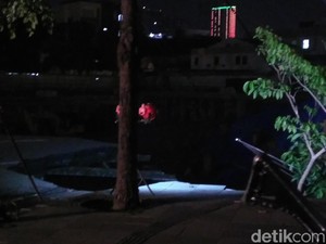 Kesaksian Karyawan Bank Saat Tanah Jalan Gubeng Ambles
