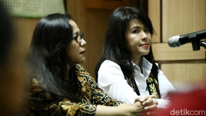 Adik Mengaku Dipaksa Ahok Ubah Keterangan di Gugatan Cerai Adik Mengaku Dipaksa Ahok Ubah Keterangan di Gugatan Cerai