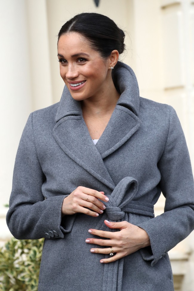 Tahun ini, Vogue UK fokus pada selebriti yang mengenakan busana rancangan desainer dengan pesan politik di baliknya dan mendukung aktivitas, dalam kaitannya dengan gerakan Me Too sebagai perlawanan terhadap kekerasan seksual yang tahun ini jadi isu penting di industri hiburan. Foto: Getty Images