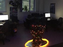 Kumpulan Pohon Natal Kreatif yang Anti Mainstream