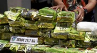 Sebanyak 70,7 kg narkoba jenis shabu dan 49.238 butir ekstasi diamankan petugas beserta 7 orang pelaku yang merupakan jaringan internasional yang akan disebar ke Jakarta berhasil digagalkan.
