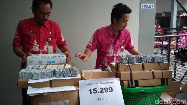 15.299 e-KTP Invalid Dimusnahkan di Kabupaten Semarang