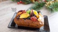 Hiasan atau topping fruitcake ini bisa jadi ide nih. Ada aneka manisan buah serta kacang dengan ukuran besar. Foto: Instagram @splendidsecret