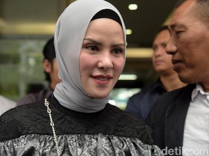 Tahun 2019 Angel Lelga Lebih Waspada dengan Vicky Prasetyo