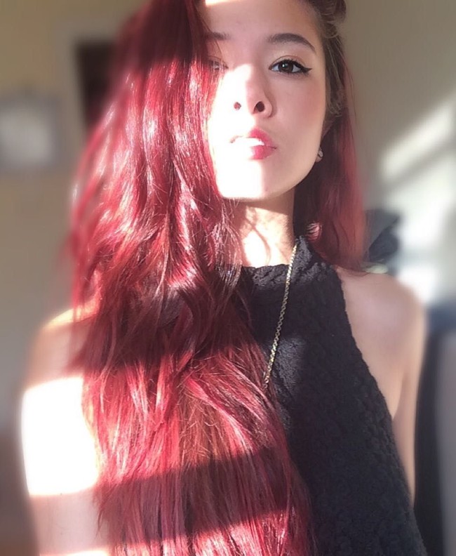 Wanita asal Amerika Serikat tersebut biasanya memungut bayaran $80 atau Rp 1,1 jutaan per satu jam sesi. Dalam setahun, Cecilia bisa menerima hingga $56 ribu atau sekitar Rp 800 jutaan. Foto: Instagram @ceceliaailecec