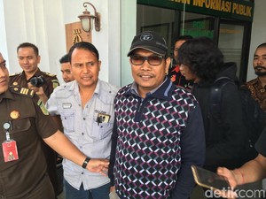 Kades Pendukung Sandiaga Tak Kunjung Dicopot Meski Dibui, Ada Apa?