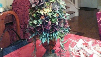 Dipenuhi dengan buah-buahan. (Foto: boredpanda)