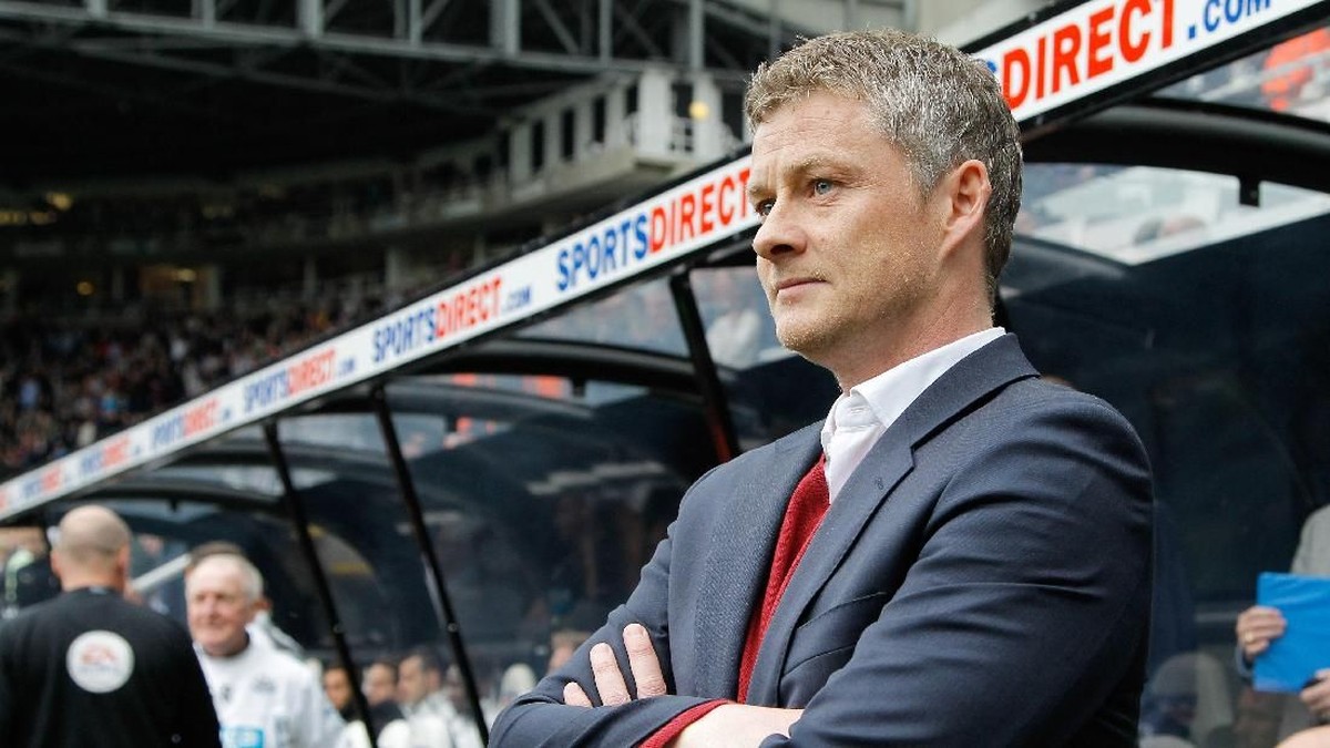 Meski jadi manajer interim Manchester United, Ole Gunnar Solskjaer tetap jadi pelatih Molde (Richard Sellers/Getty Images)