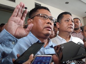 Ahli Sebut Amblesnya Jalan Gubeng Tak Bakal Meluas